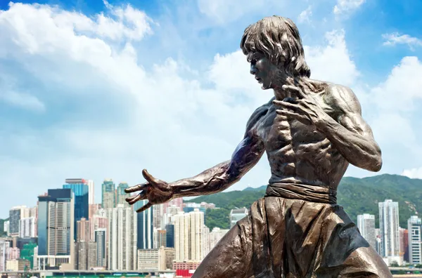 Posąg Bruce Lee — Zdjęcie stockowe