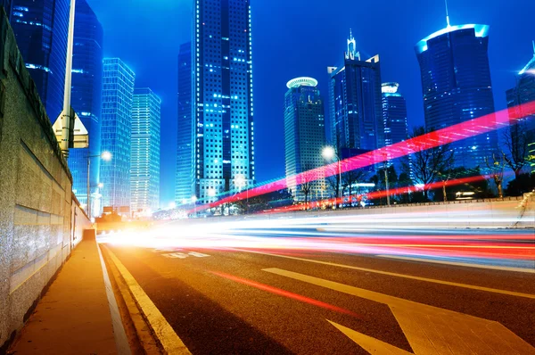 Jetzt die Stadt bei Nacht — Stockfoto