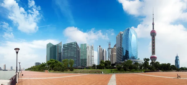 Shanghai Lujiazui Centro Financeiro arranha-céu — Fotografia de Stock