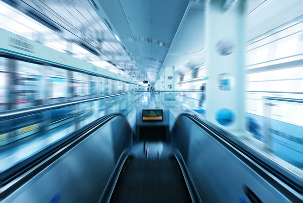 Пассажиры в метро — стоковое фото