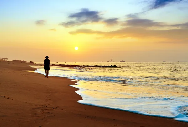 Tidig morgon beach — Stockfoto