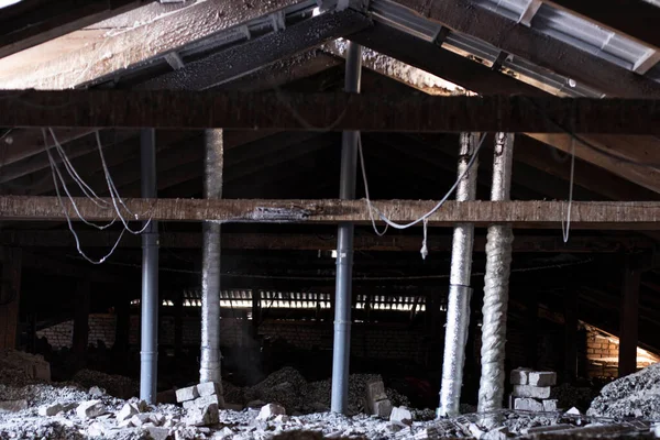 Évaporation Des Égouts Dans Système Ventilation Mal Conçu Dans Grenier — Photo