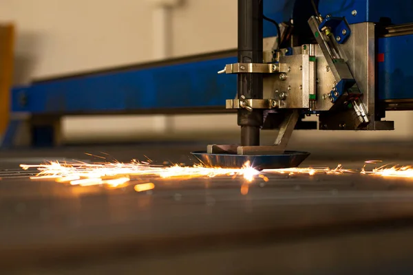 Découpe Laser Gros Plan Métal Sur Une Machine Cnc Dans — Photo