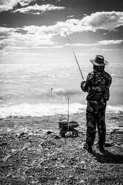 Fisherman Fishing Ocean Rod Bait Big Fish — Zdjęcie stockowe