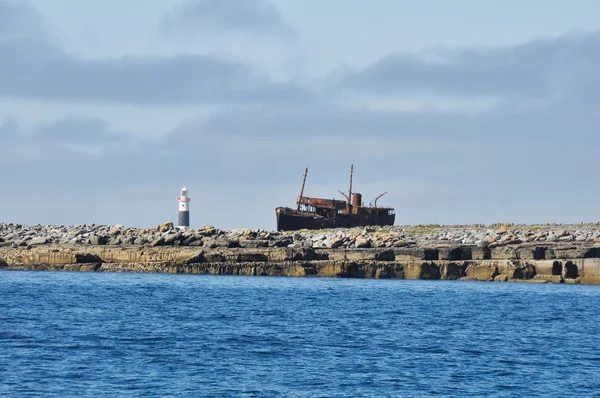 Linia brzegowa inisheer, Wyspy aran (Irlandia) — Zdjęcie stockowe