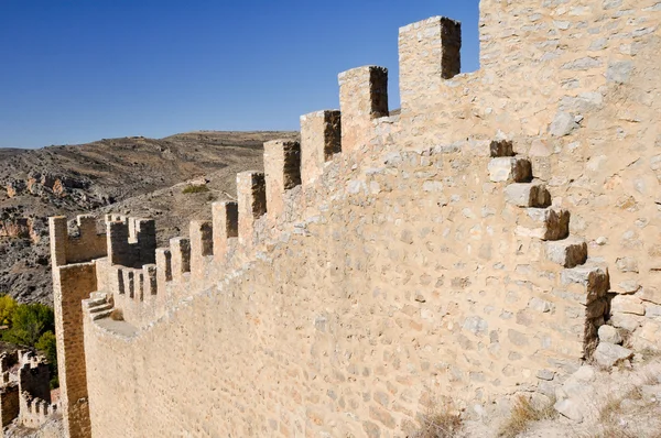 Стена Албаррацина, средневековый город Теруэль, Испания — стоковое фото