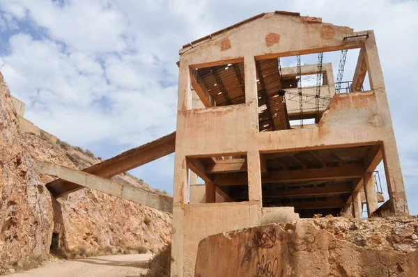Ruinas de mina de oro Rodalquilar, Parque Natural Cabo de Gata, España — Foto de Stock