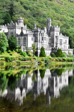 Kylemore abbey dağlarda connemara, İrlanda