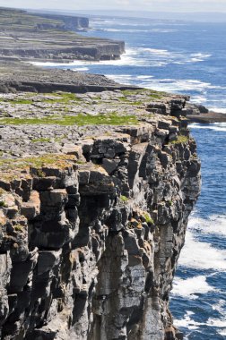 dun aengus, Inishmore, İrlanda aran Islands yakınındaki uçurumlar