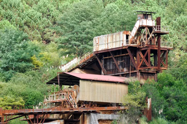 Ancient iron mine, Cabarceno (Spain) — Stock Photo, Image