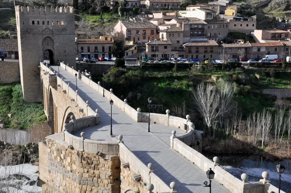 Puente de San Martín, Toledo (España) ) —  Fotos de Stock