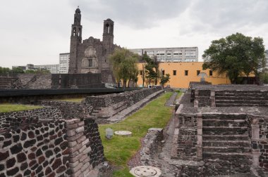 Üç kültür Meydanı, mexico city