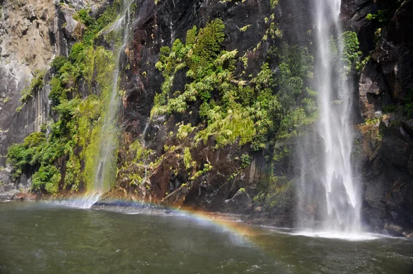 Milford Sound водоспад. Нова Зеландія — стокове фото