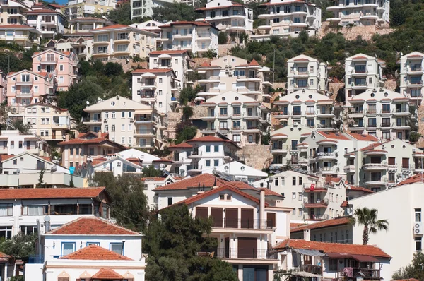 Moderne appartement gebouwen op heuvel, kas (Turkije) — Stockfoto