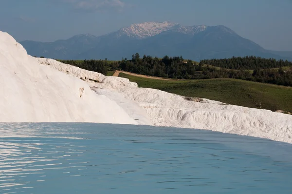 Travertijn zwembad in Pamukkale (Turkije) — Stockfoto