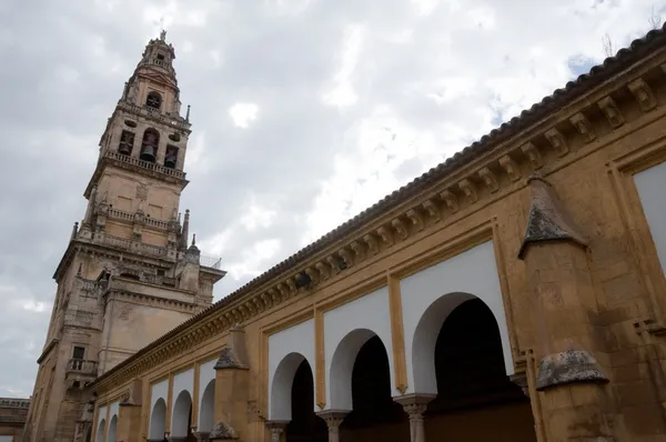 Alminar, Endülüs-catedral cordoba (İspanya, kule) — Stok fotoğraf