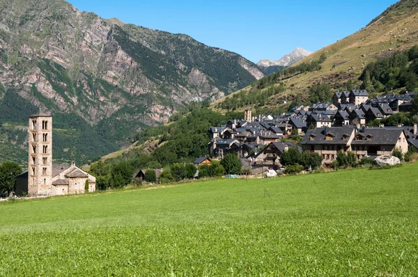 Ciudad de Taull, Vall de Boi, Cataluña (España) ) — Foto de Stock