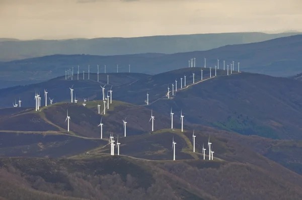 Turbin wiatrowych, Kraj Basków, Hiszpania — Zdjęcie stockowe