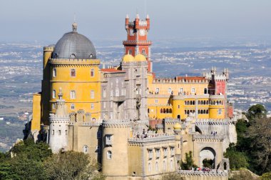 sintra şehirde, Portekiz yukarıda Pena Ulusal Sarayı