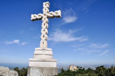 sintra (Portekiz pena Sarayı, bir tepenin üst çapraz)