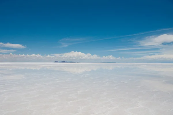 Salar de Uyuni, apartamento de sal na Bolívia — Fotografia de Stock