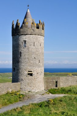 Doonagore castle, Co  Clare, Ireland clipart