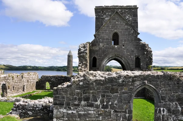 德夫尼什岛修道院站点，co 弗马纳北爱尔兰 — 图库照片