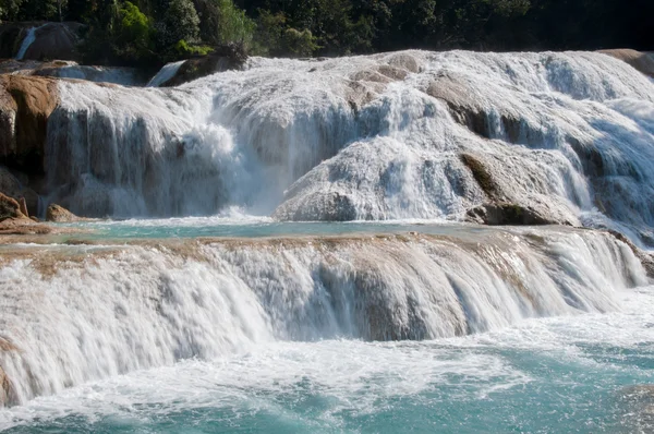 Vodopády Agua Azul, Chiapas, Mexiko — Stock fotografie