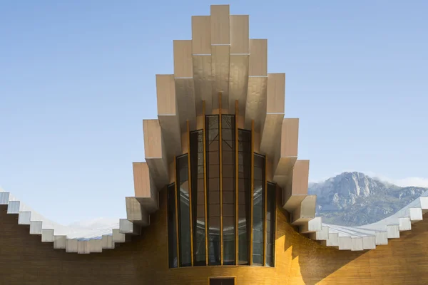 La cave moderne de Ysios le 9 mai 2014 à Laguardia, Pays Basque, Espagne — Photo