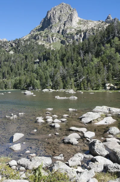 Ratera lake , Aiguestortes and Sant Maurici National Park, Pyrenees — Stock Photo, Image