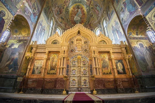 Retablo de la iglesia del Salvador sobre la Sangre derramada en San Petersburgo, Rusia — Foto de Stock
