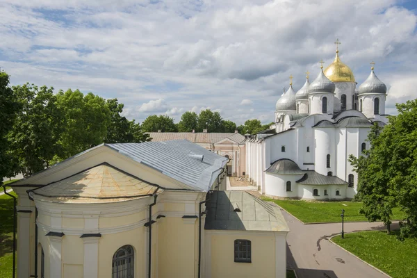 Новгородский Кремль в Великом Новгороде — стоковое фото