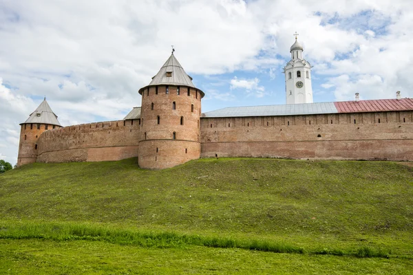 Новгородский Кремль в Великом Новгороде — стоковое фото