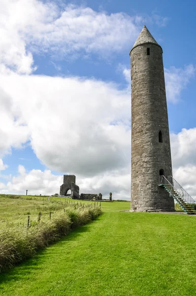 Kulatá věž devenish island klášterní web, Severní Irsko — Stock fotografie