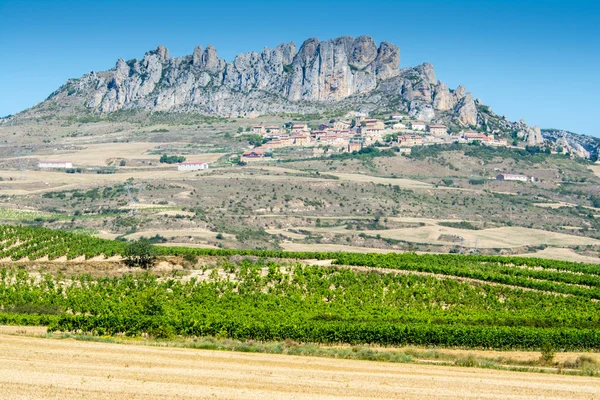 La Rioja provincia con Cellorigo città come sfondo (Spagna ) — Foto Stock