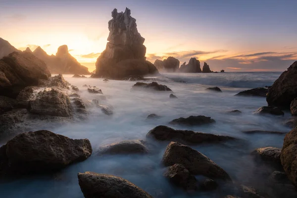 Bruten Kust Costa Quebrada Vid Liencres Kantabrien Spanien Stockfoto