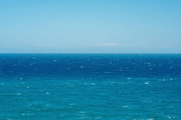 Pozadí Přímořská Pláň Modré Bouřlivé Moře Obloha Horizontu — Stock fotografie