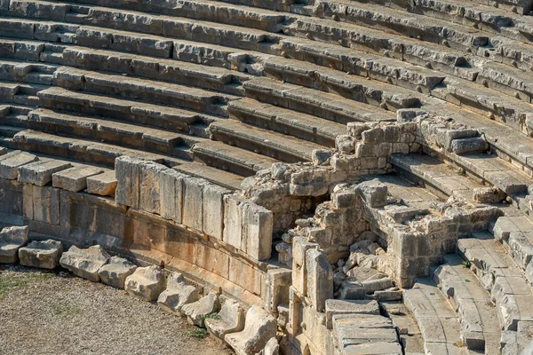 Myra Lycian 土耳其德姆雷 废墟中的古代圆形剧场的竞技场和看台 — 图库照片