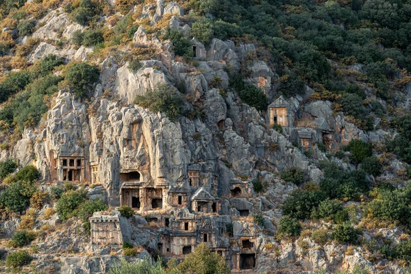 Ruinas Una Necrópolis Rocosa Con Tumbas Piedra Myra Lycian — Foto de Stock
