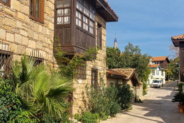 Türkiye 'nin Manavgat ilçesinin tarihi bölgesinde eski evler