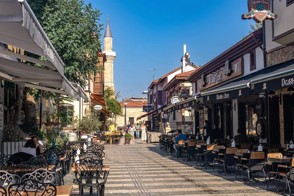 Antalya Türkiye Kasım 2021 Tarihi Merkezde Otelleri Restoranları Olan Antik — Stok fotoğraf