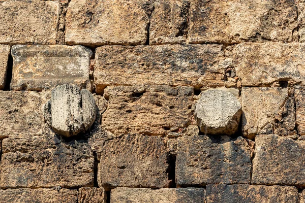 Piedra Una Antigua Muralla Columnas Antiguas Utilizan Entre Los Ladrillos — Foto de Stock