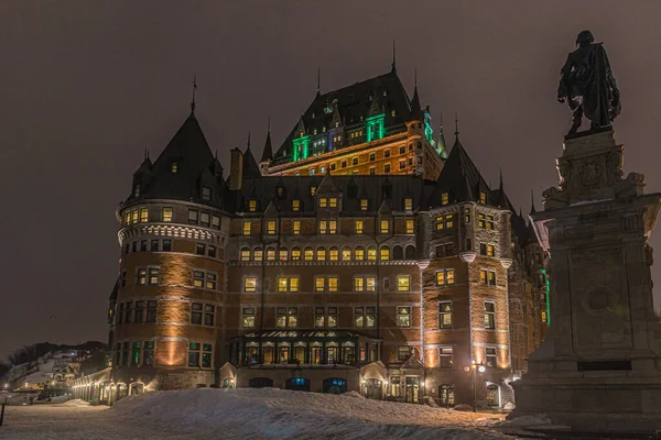 Улица Старого Города Квебека Ночью Зимнее Время — стоковое фото