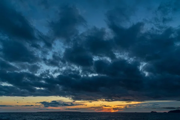 Zonsondergang Boven Het Oppervlak Van Het Prachtige Superior Lake — Stockfoto