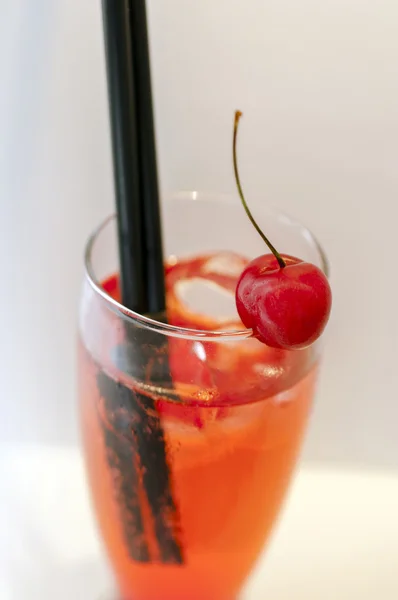 Cherry cocktail — Stock Photo, Image