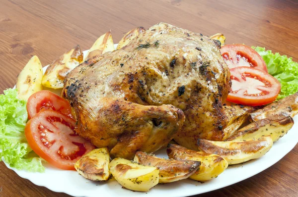 Whole roasted chicken — Stock Photo, Image