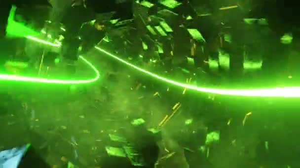 Vol dans un tunnel abstrait de science-fiction verte. Animation en boucle infinie. — Video