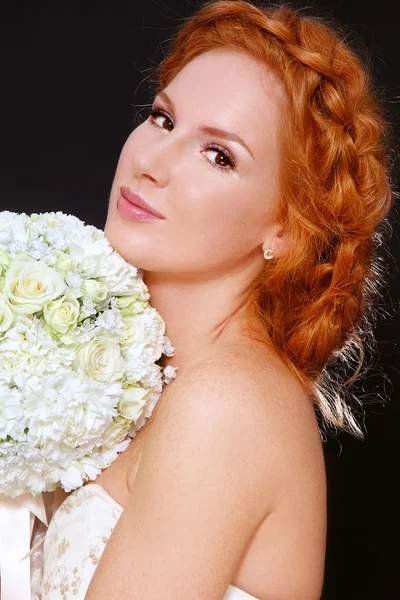 Redhead bruid — Stockfoto