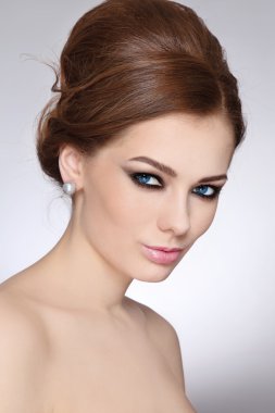 makyaj ve saç modeli