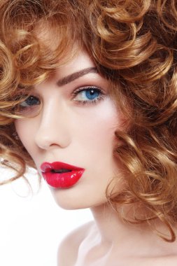 Güzellik kırmızı ruj